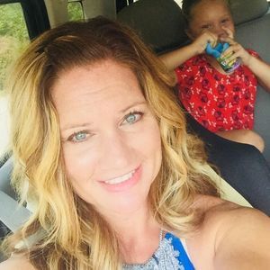 Meet your Posher, Leslie